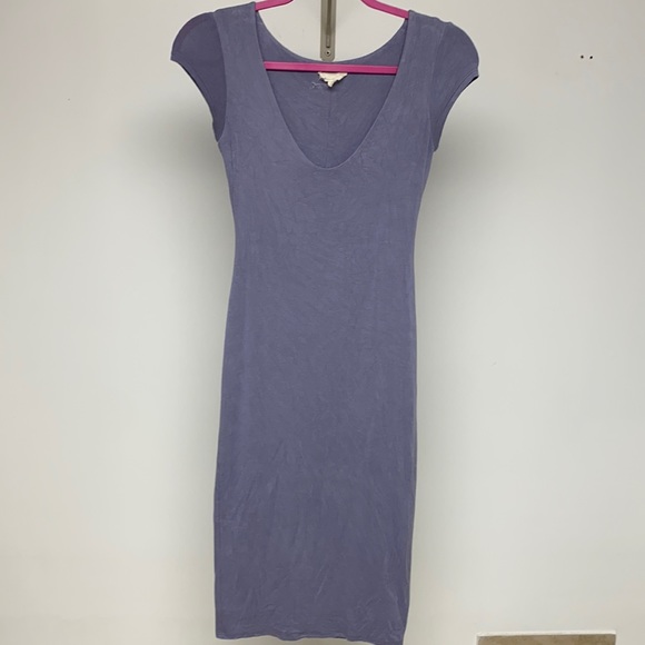 See You Monday Dresses & Skirts - See You Monday lavender short sleeve bodycon midi dress with scoop neck.  Sz Sm